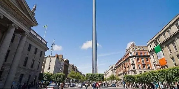 1Bd City Pad Shop & Stroll Dublin