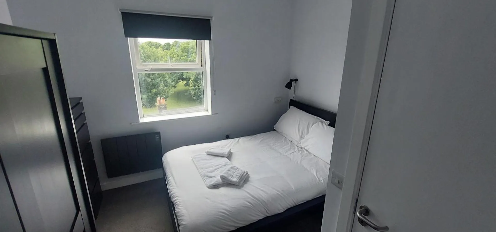 1Bd City Pad Shop & Stroll Dublin 0*,  Irsko